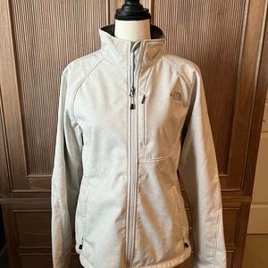 Women’s North Face Jacket. Large. Like New.